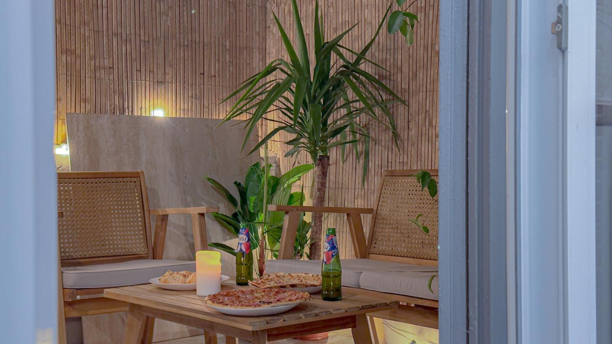 Apartment - Bright & Modern - Private Terrace - Aircon - Near Train & *